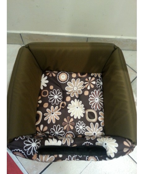 Domek+legowisko do spania. 2w1. Dwufuncyjne posłanie. Wymiary spód 40x40cm, wys.30cm.