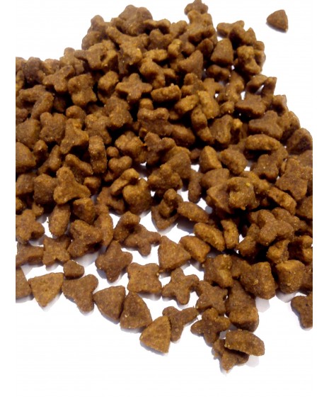 Royal Canin - SENSIBLE  dla dorosłych kotów z wrażliwym przewodem pokarmowym. Chętnie jedzona przez wybredne koty.