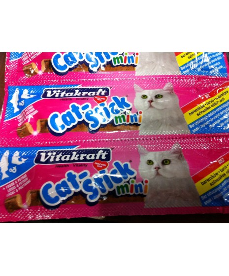 Kabanos miękki dla kota VITACRAFT.  Mięsna przekąska  z tuńczykiem i dorszem.